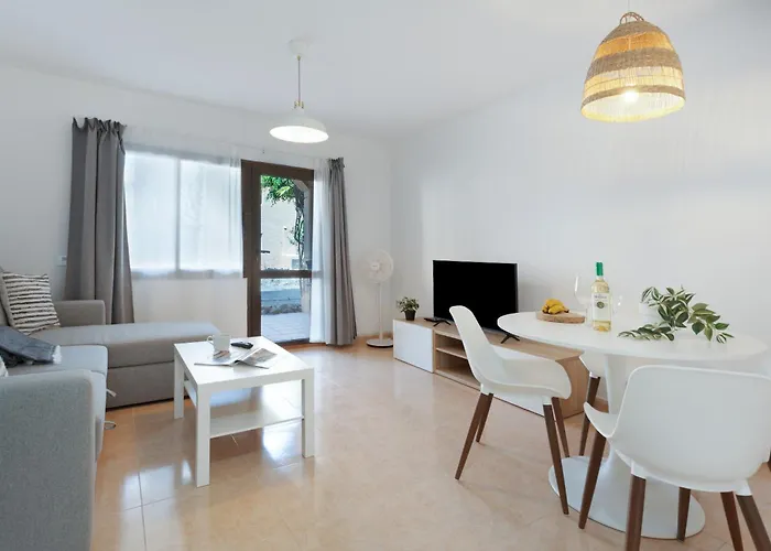 Oasis Duna Surfhouse Pool Apartment Corralejo