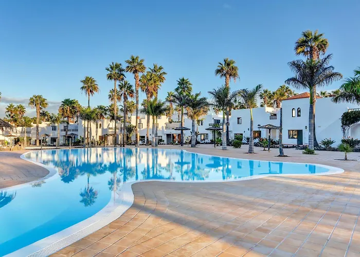 Oasis Duna Surfhouse Pool Corralejo
