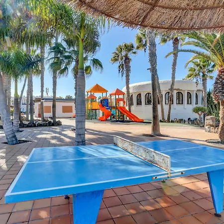 Oasis Duna Surfhouse Pool Apartament *
